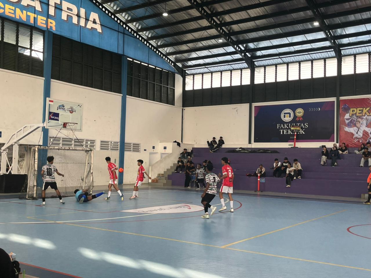 Pertandingan SMA SINT LOUIS vs SMA LAB UPGRIS